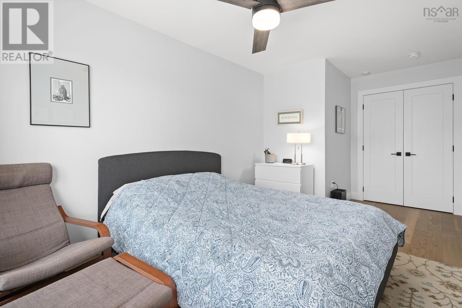 23 Grenoble Court - 25