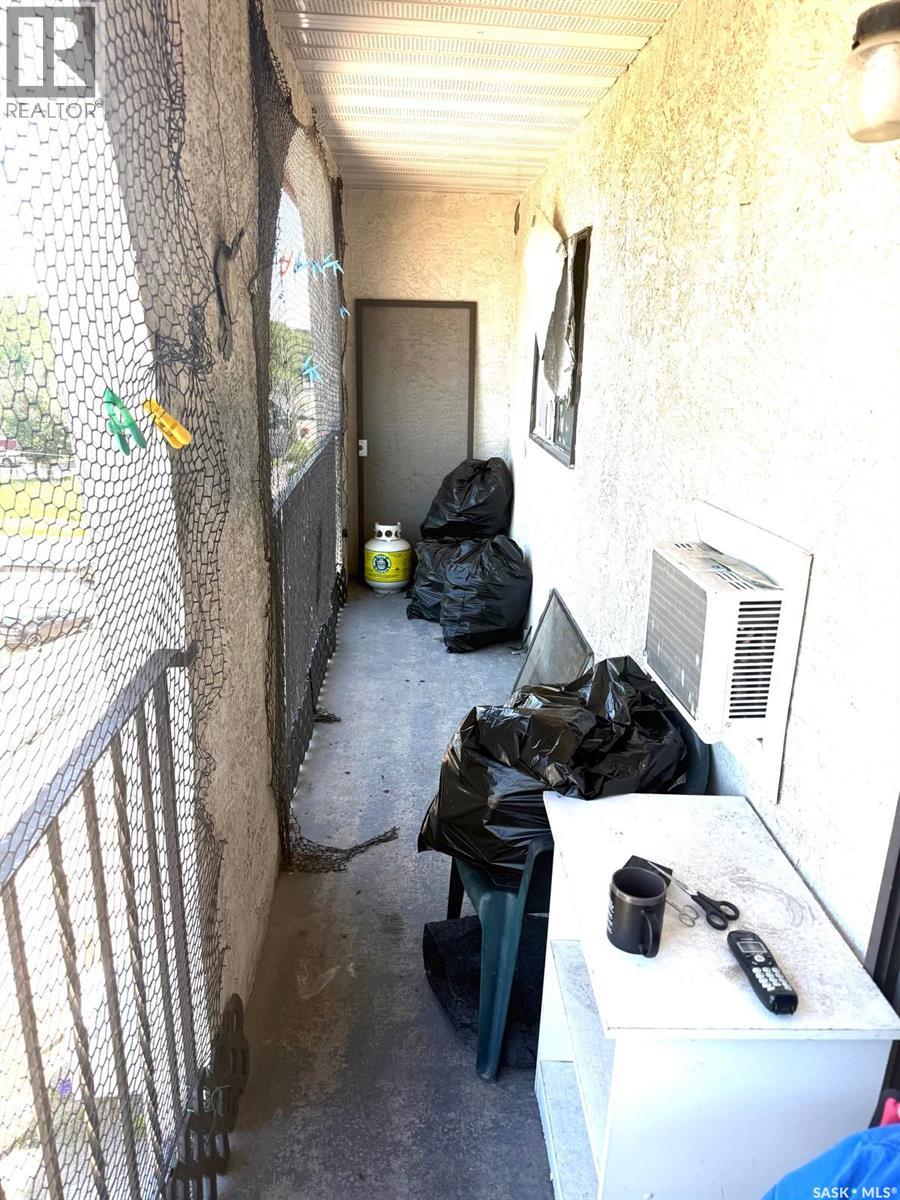 #404 2125 Osler STREET - 18