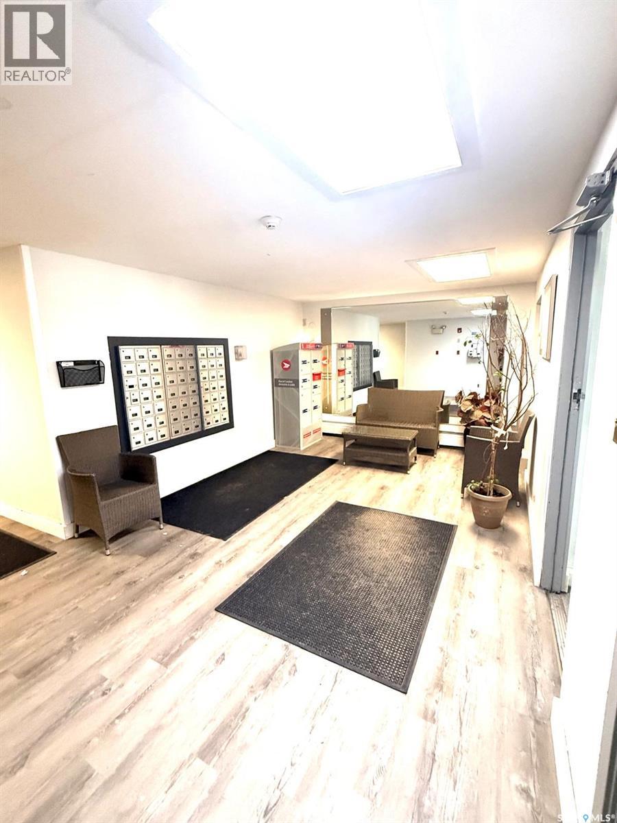 #404 2125 Osler STREET - Image 3