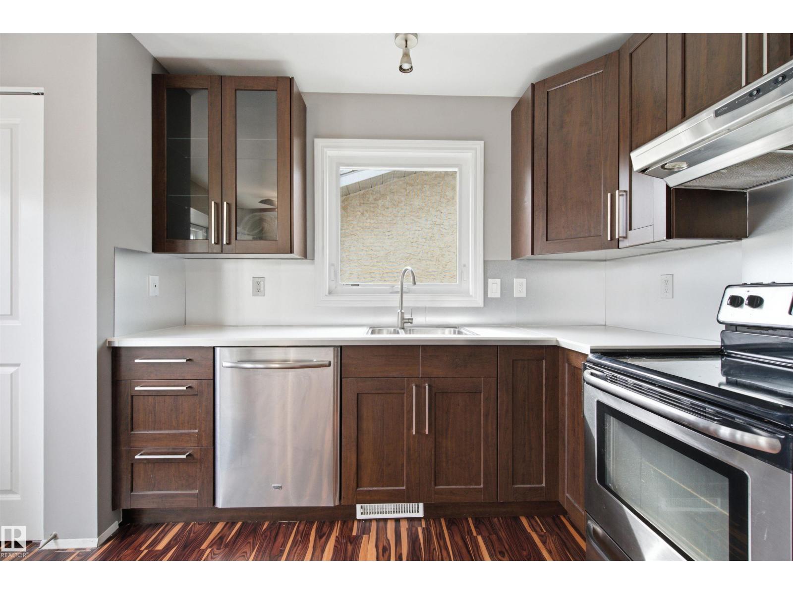 18303 76 AV NW - 15