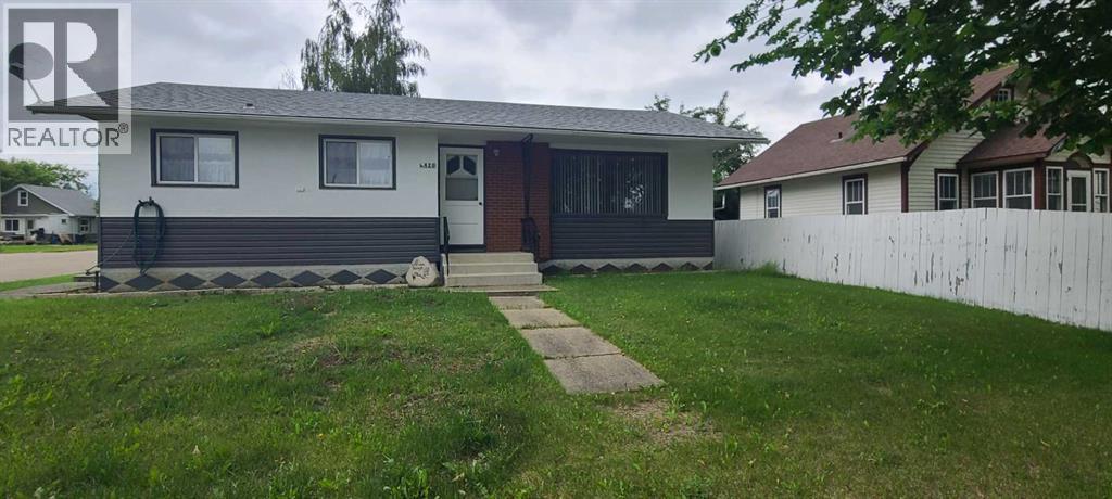 4820 53 Avenue - 1