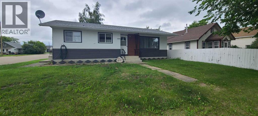 4820 53 Avenue - 17