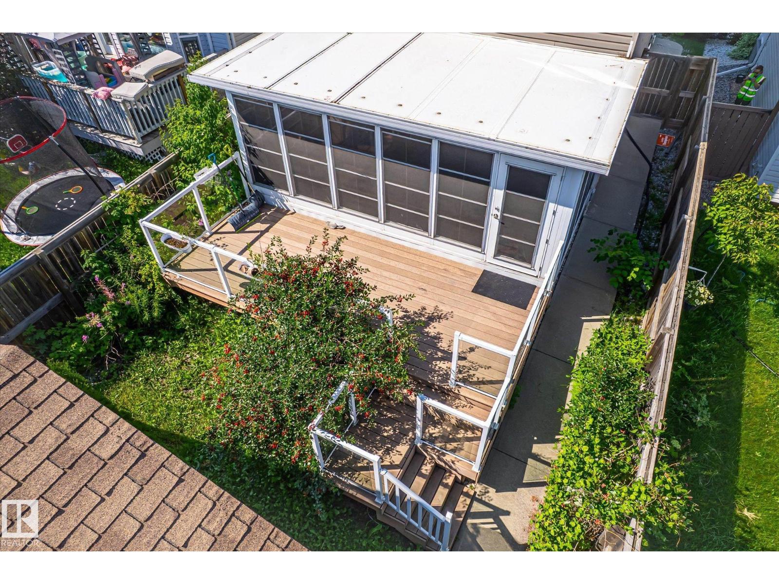 4317 152 AV NW - 39