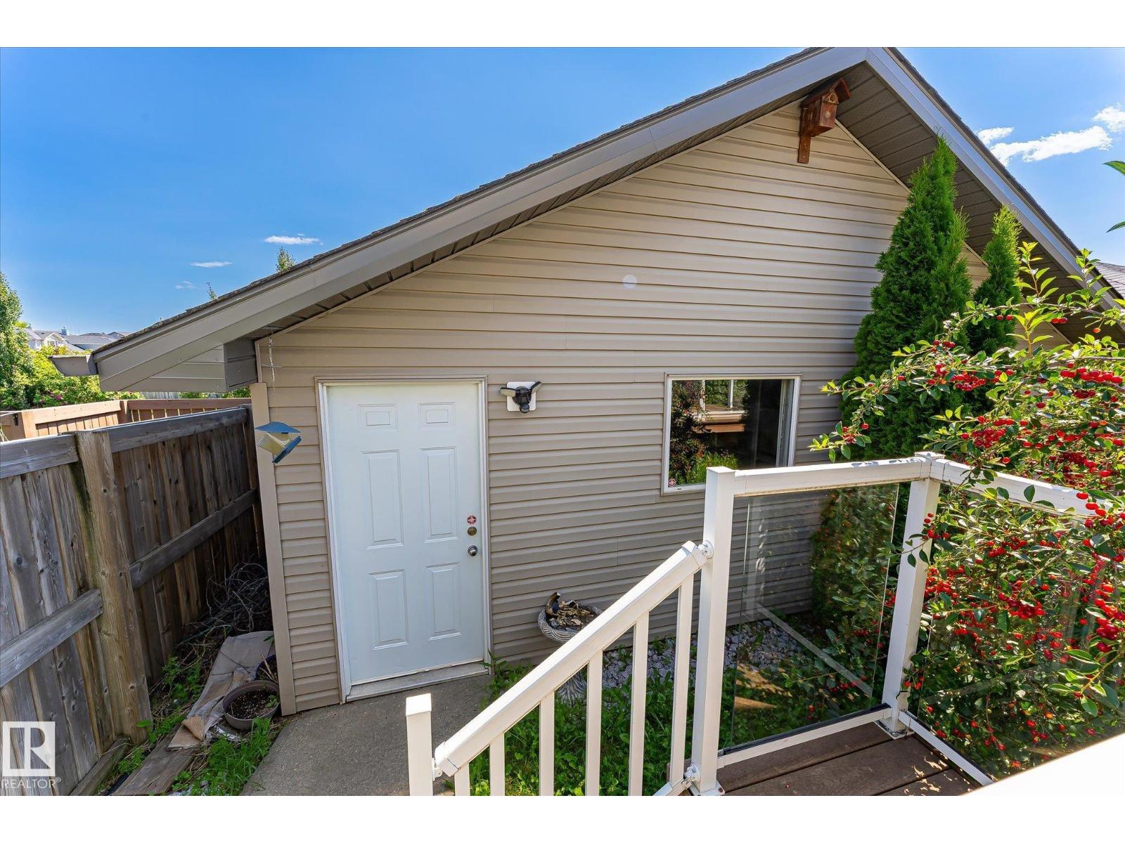 4317 152 AV NW - 45