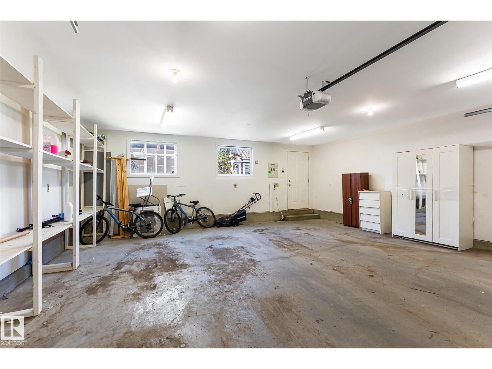 4317 152 AV NW - 46