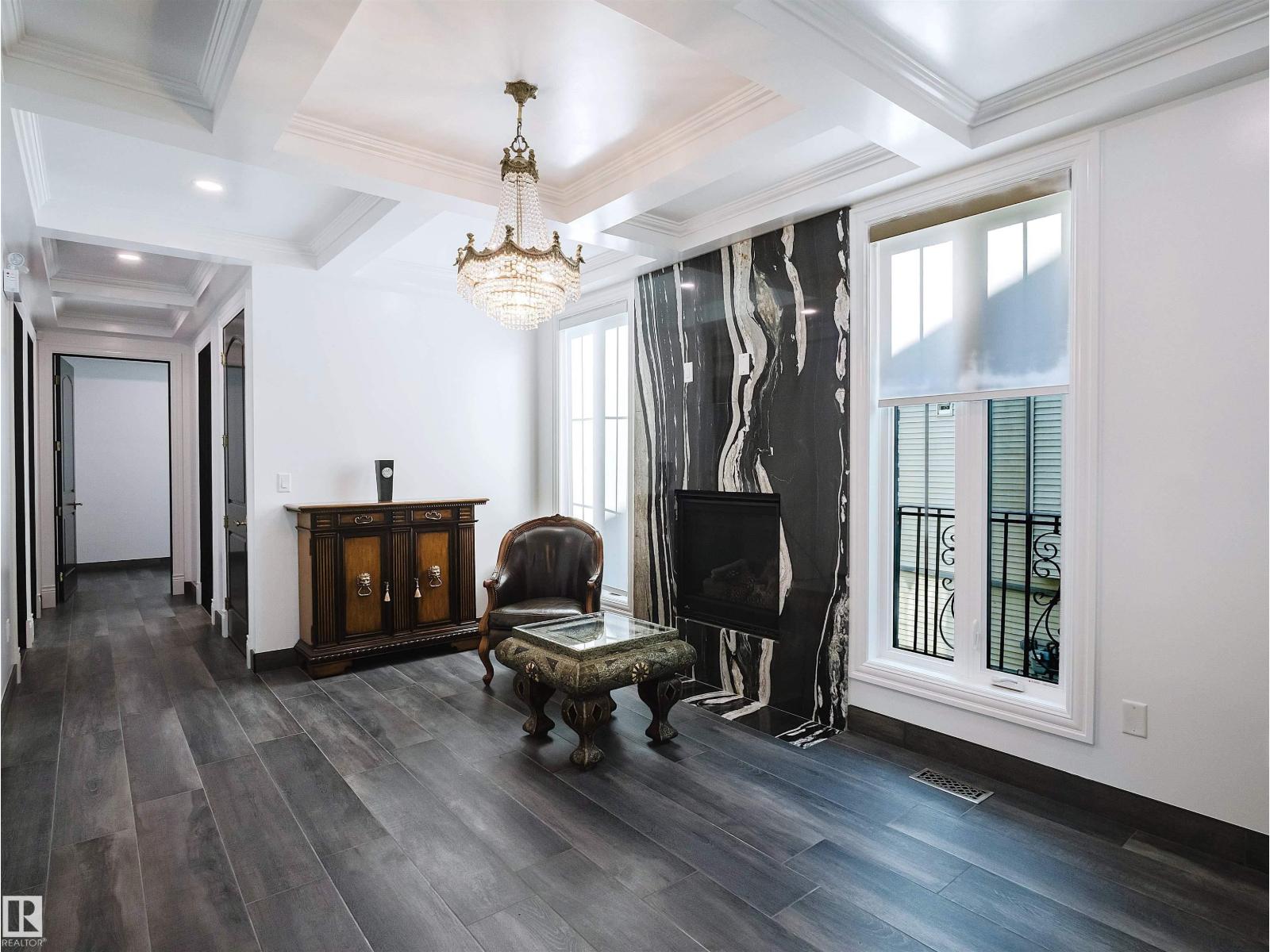 11833 102 AV NW - Image 39
