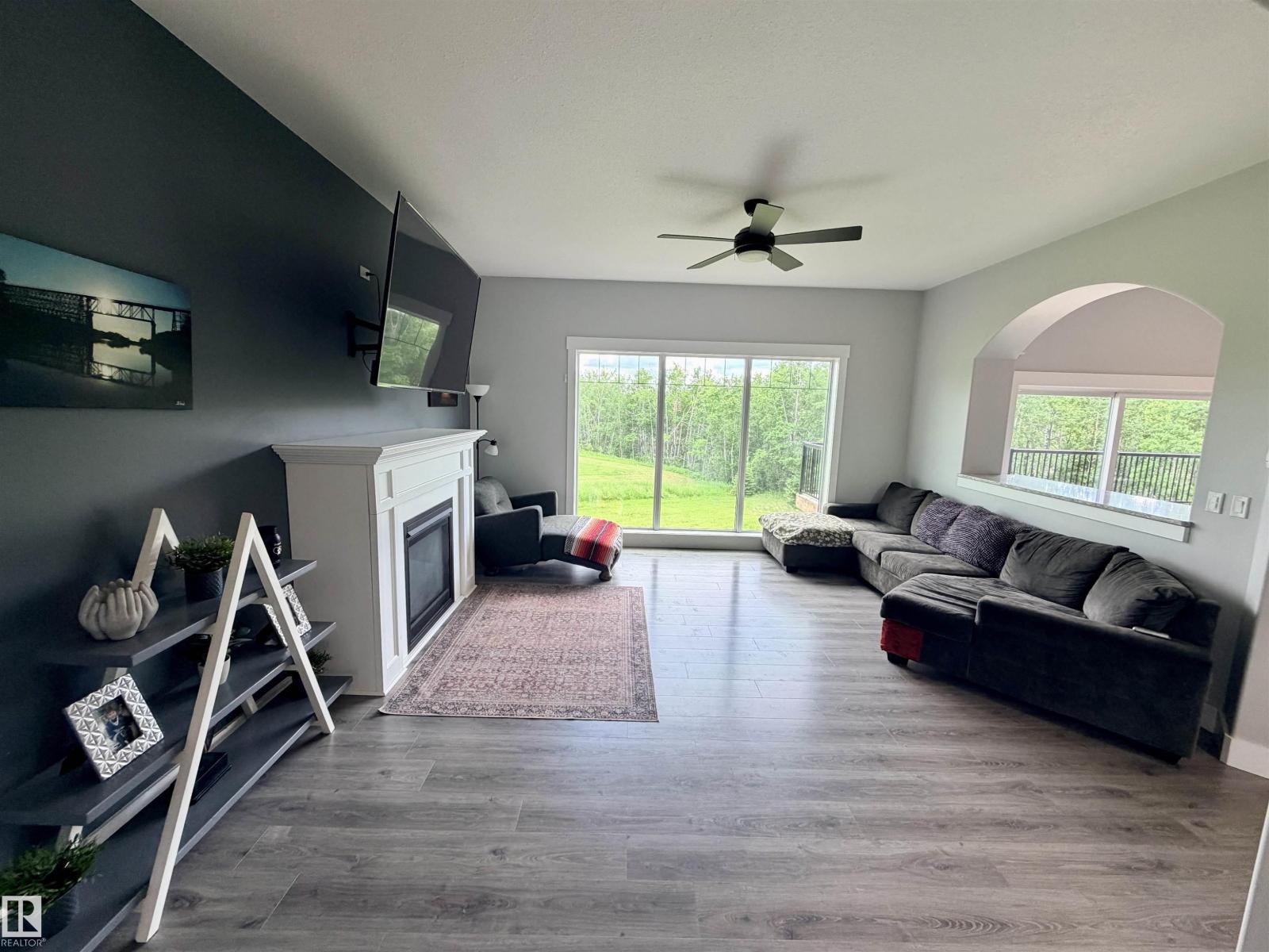 42119 TWP RD 622 - 12