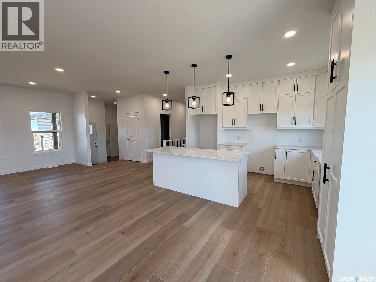 110 Lakewood DRIVE - 11