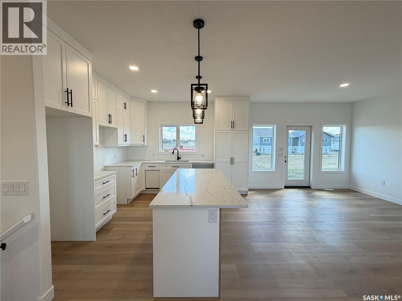 110 Lakewood DRIVE - 14
