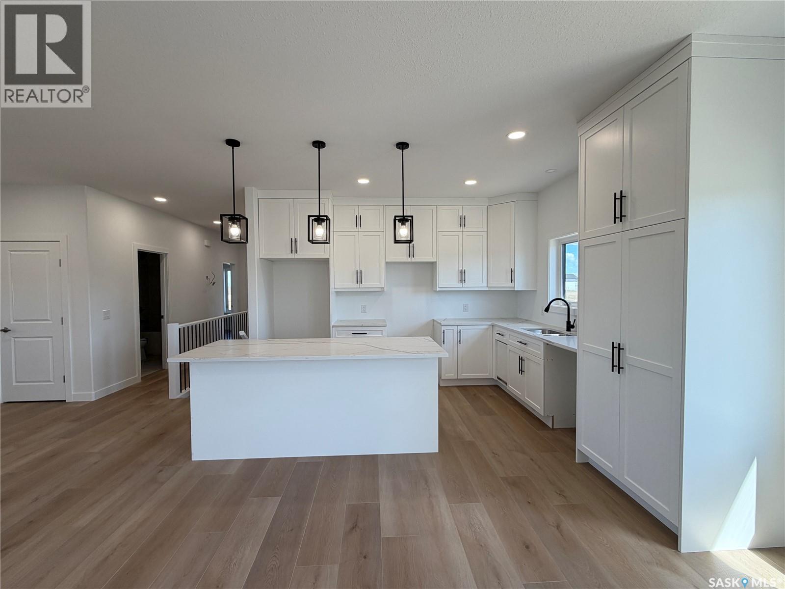 110 Lakewood DRIVE - 9
