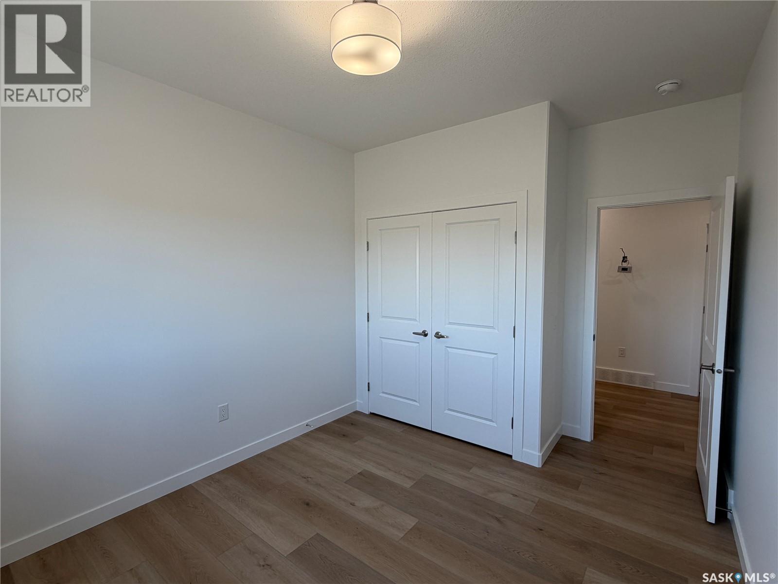 110 Lakewood DRIVE - 24