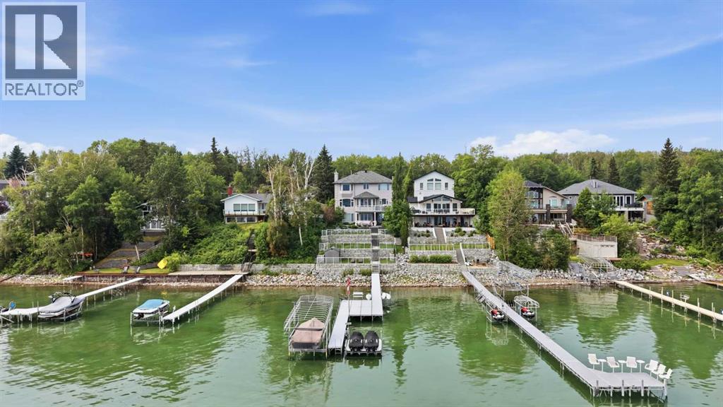 Listing photo – 85 Grand Ave, Norglenwold