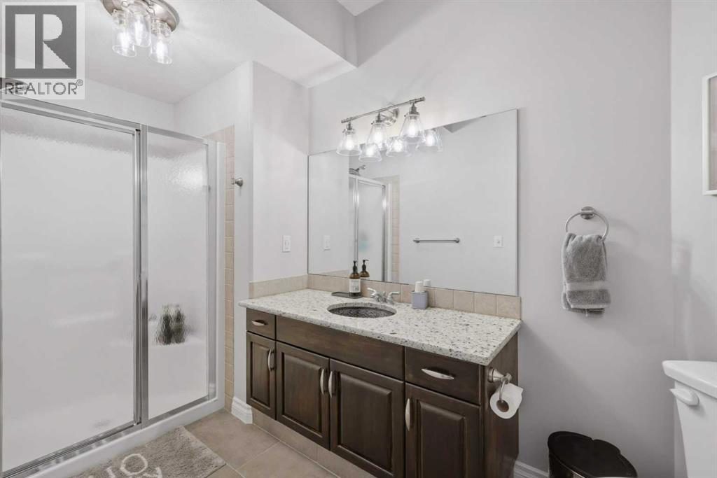 Listing photo – 85 Grand Ave, Norglenwold
