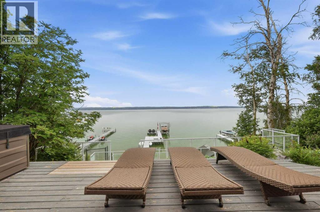 Listing photo – 85 Grand Ave, Norglenwold