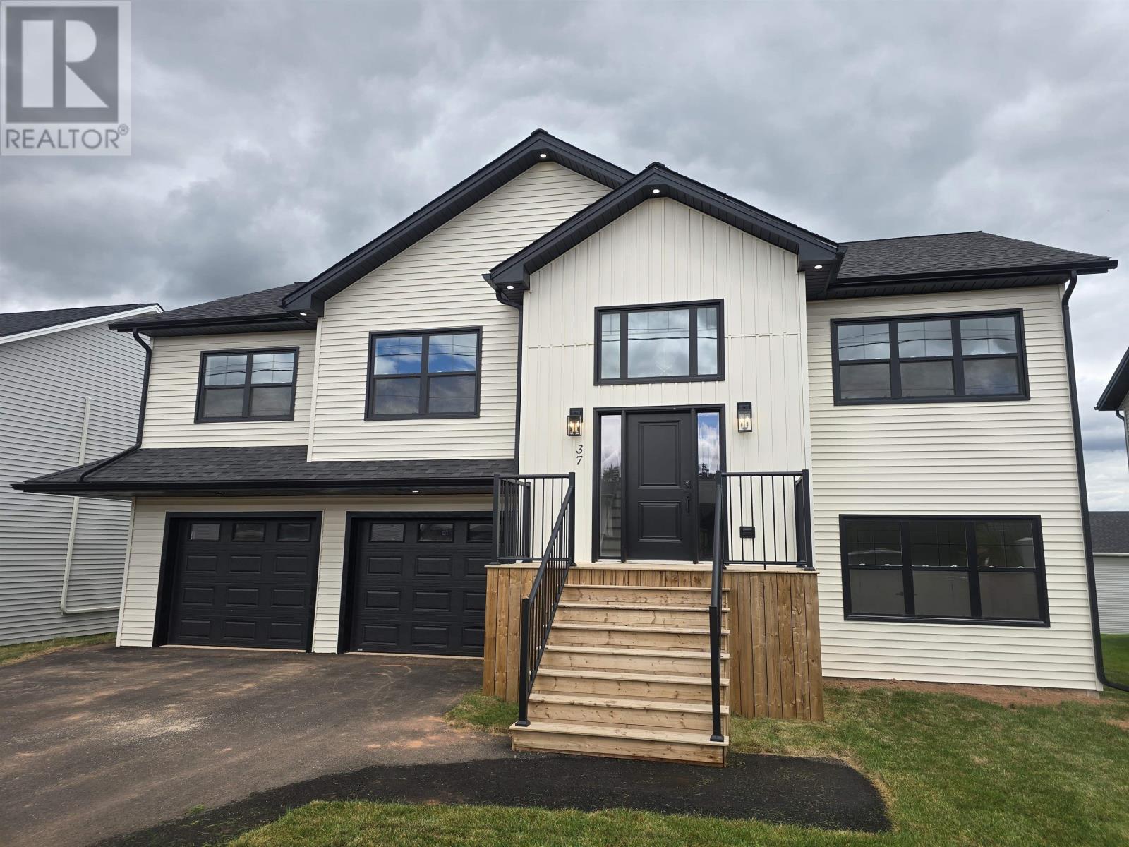 37 HUDSON Avenue - 1