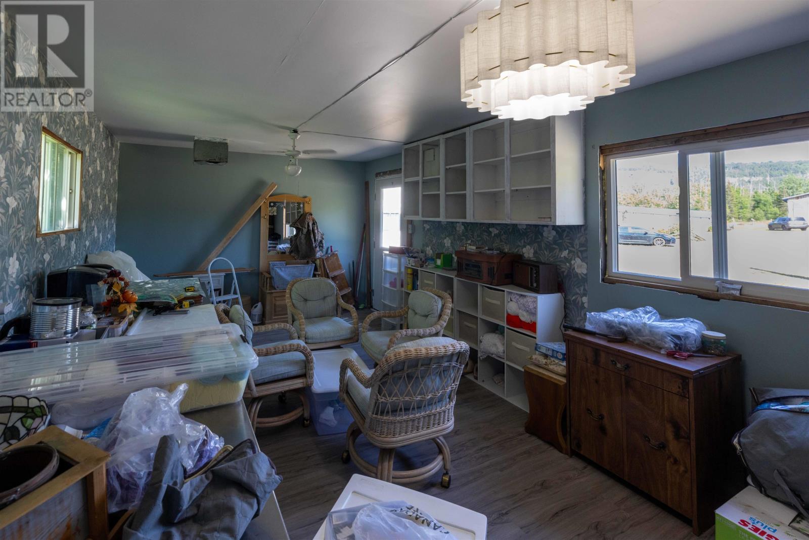 250 Falls RD - 18