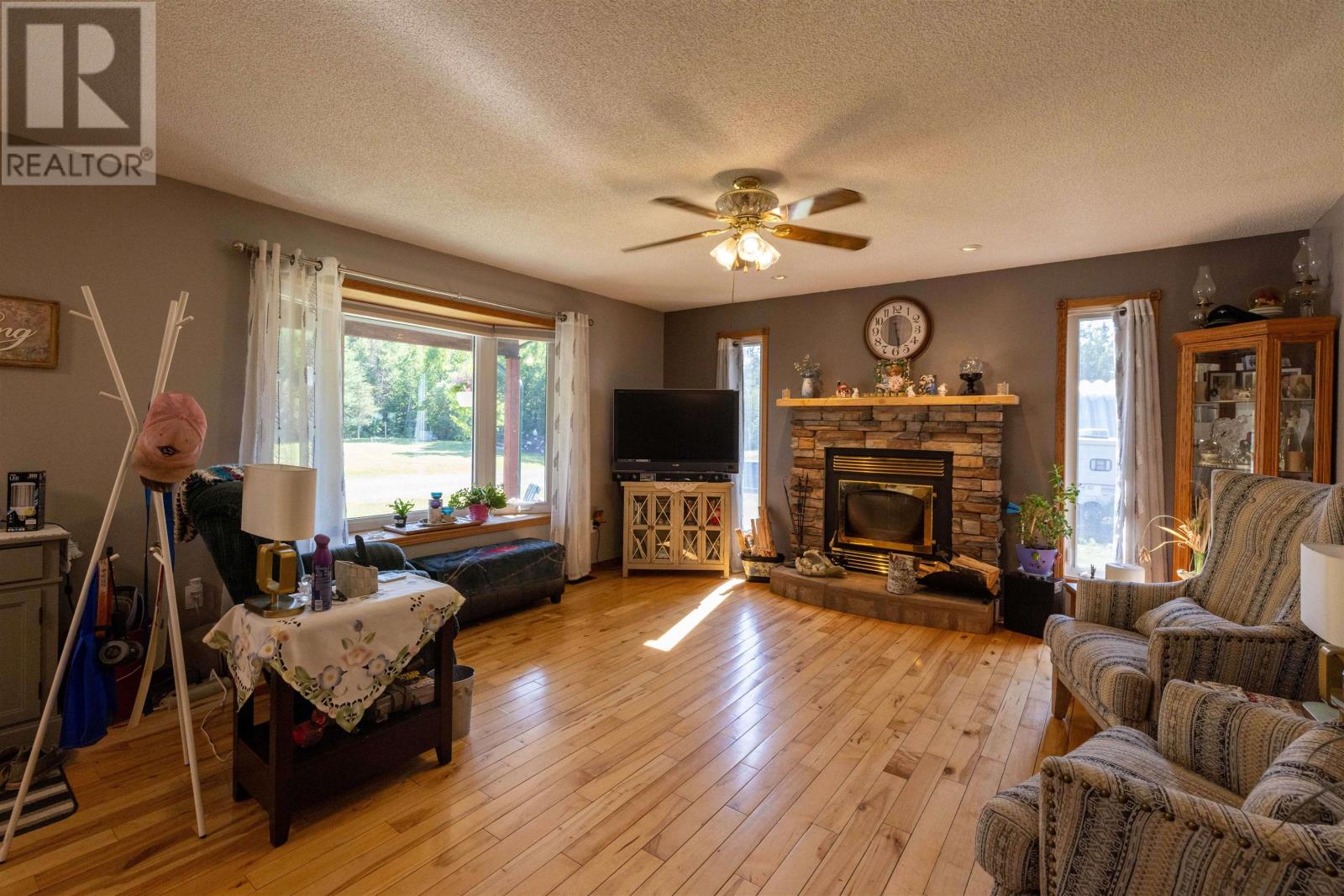 250 Falls RD - 10