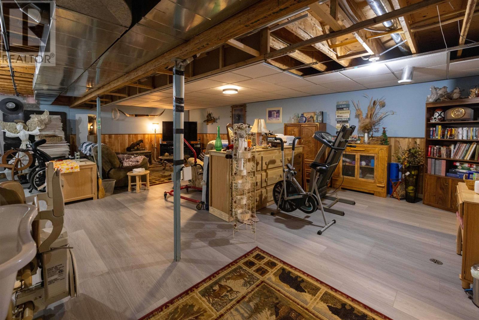 250 Falls RD - 22