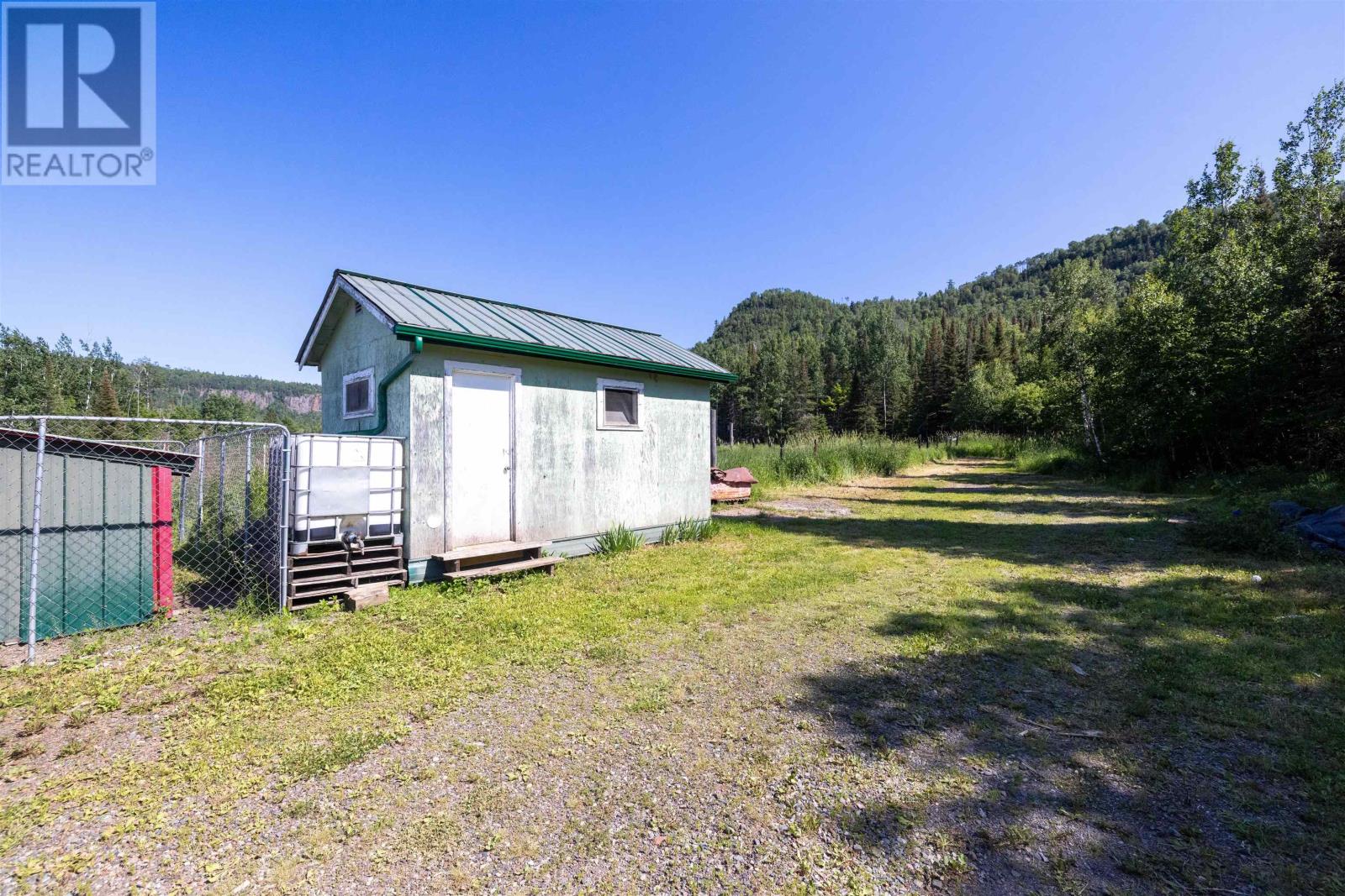 250 Falls RD - 39