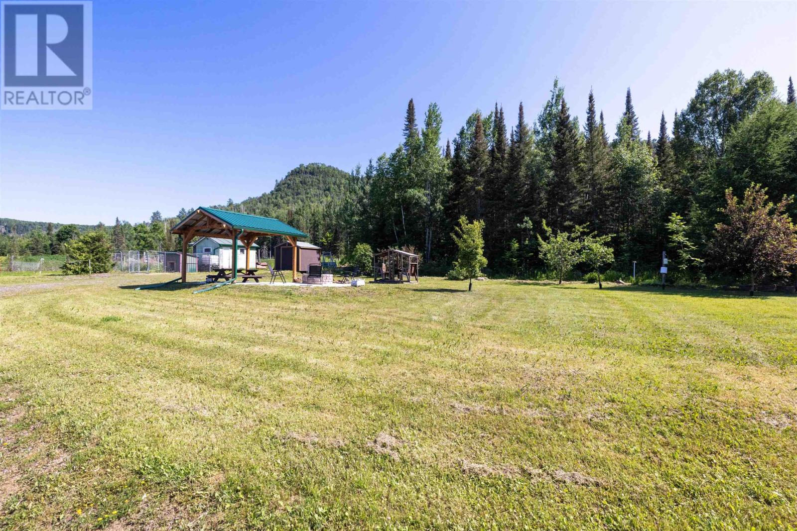 250 Falls RD - 37