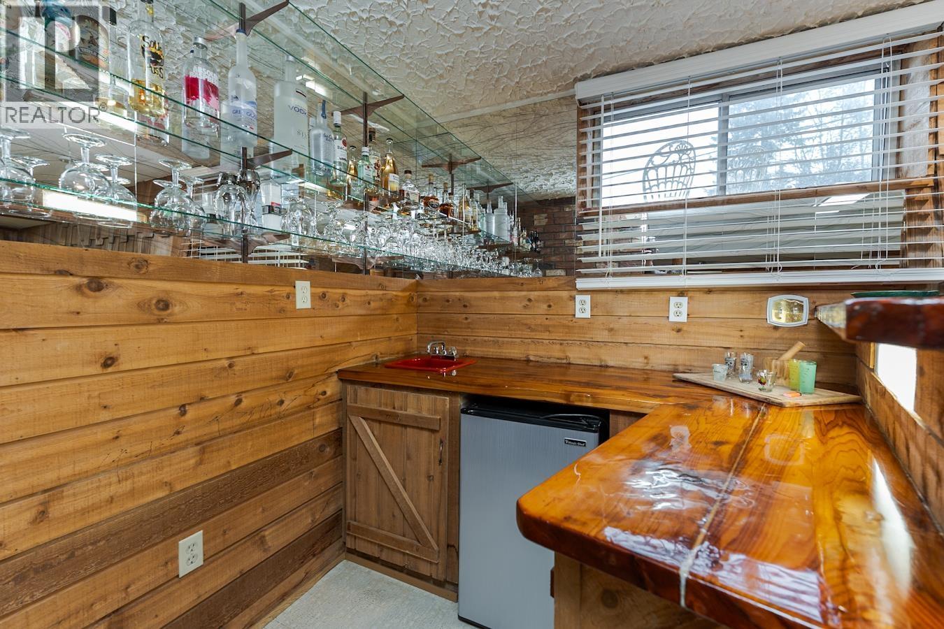 2100 O'KEEFE AVENUE - 27