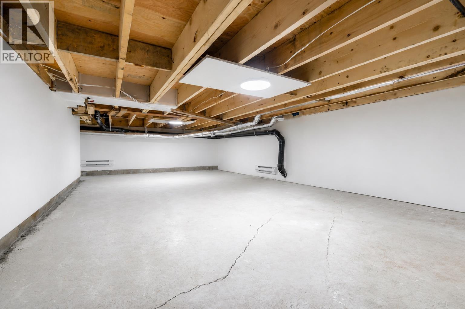 Photo 34