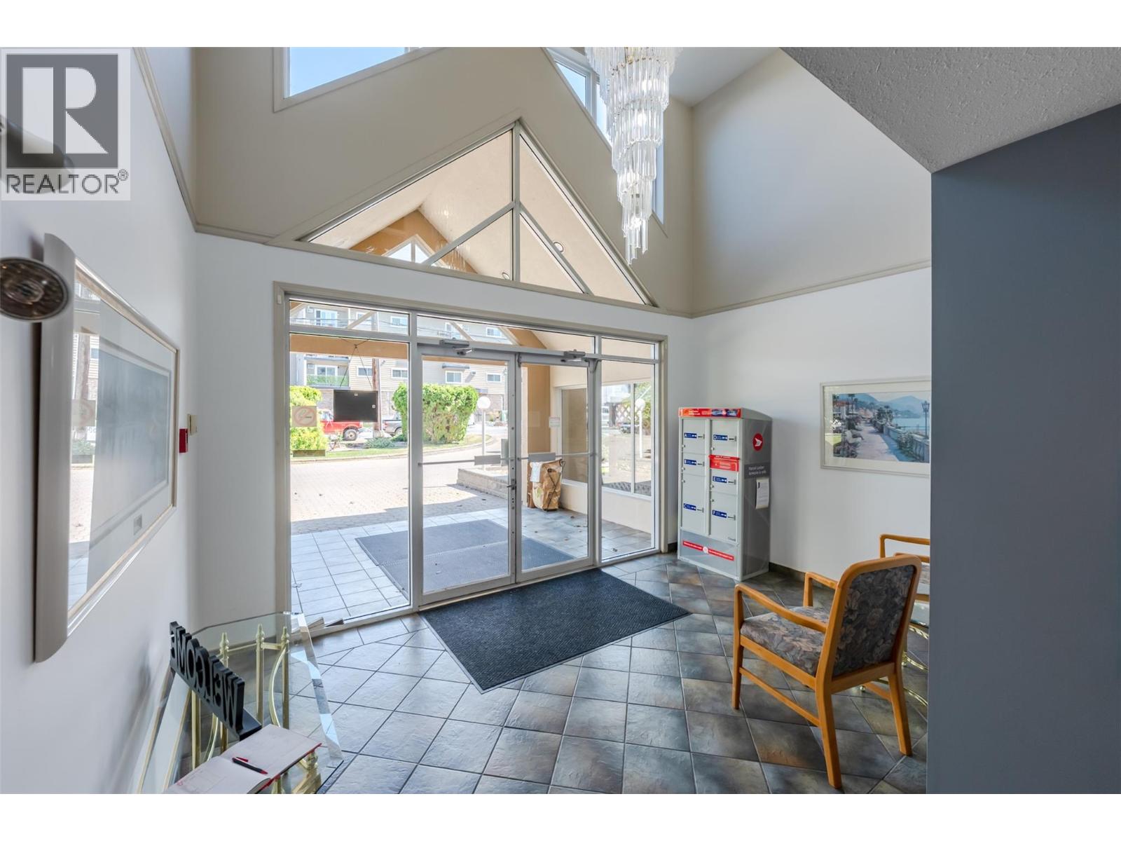 408 254 Scott Avenue, Penticton