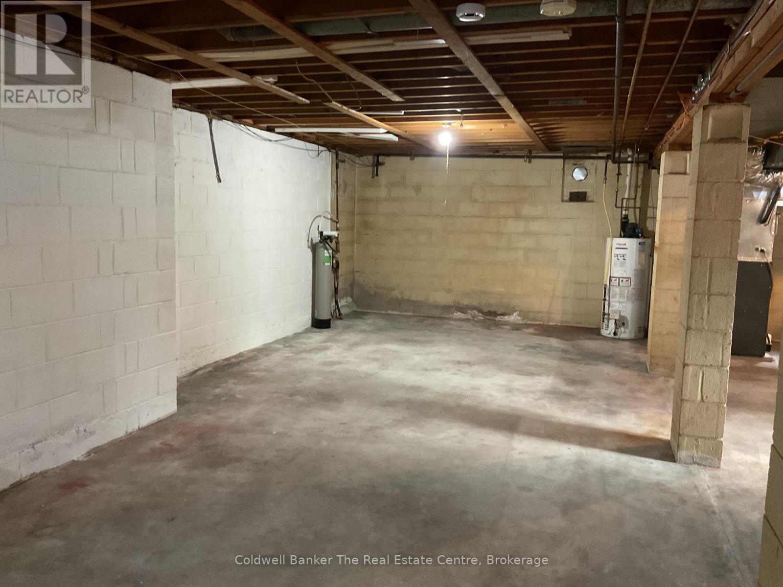 365 PINEGROVE STREET - 21