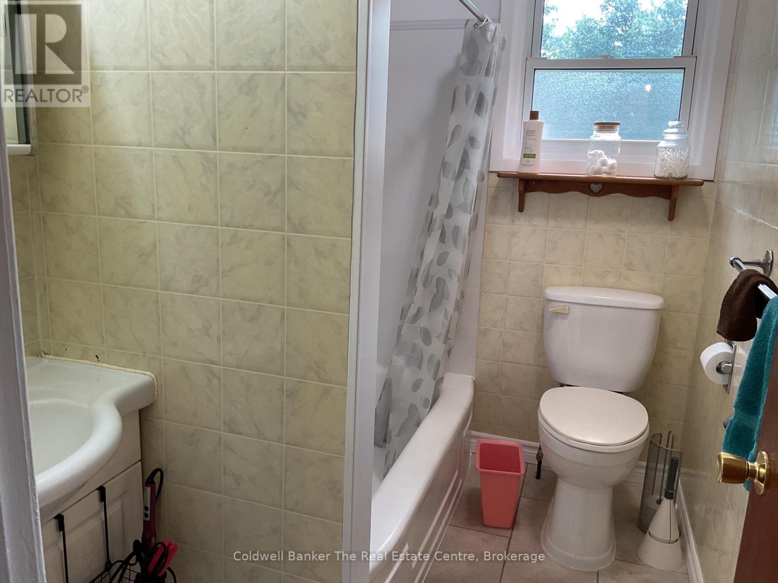 365 PINEGROVE STREET - 19