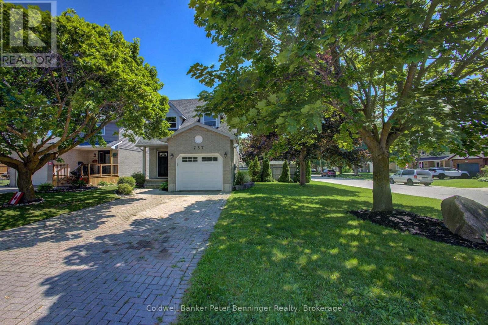 737 MACKENDRICK DRIVE - 1