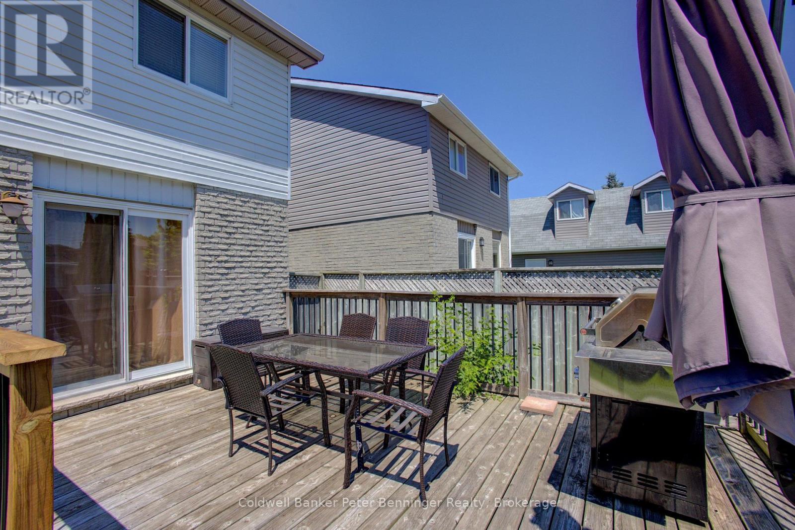 737 MACKENDRICK DRIVE - 41