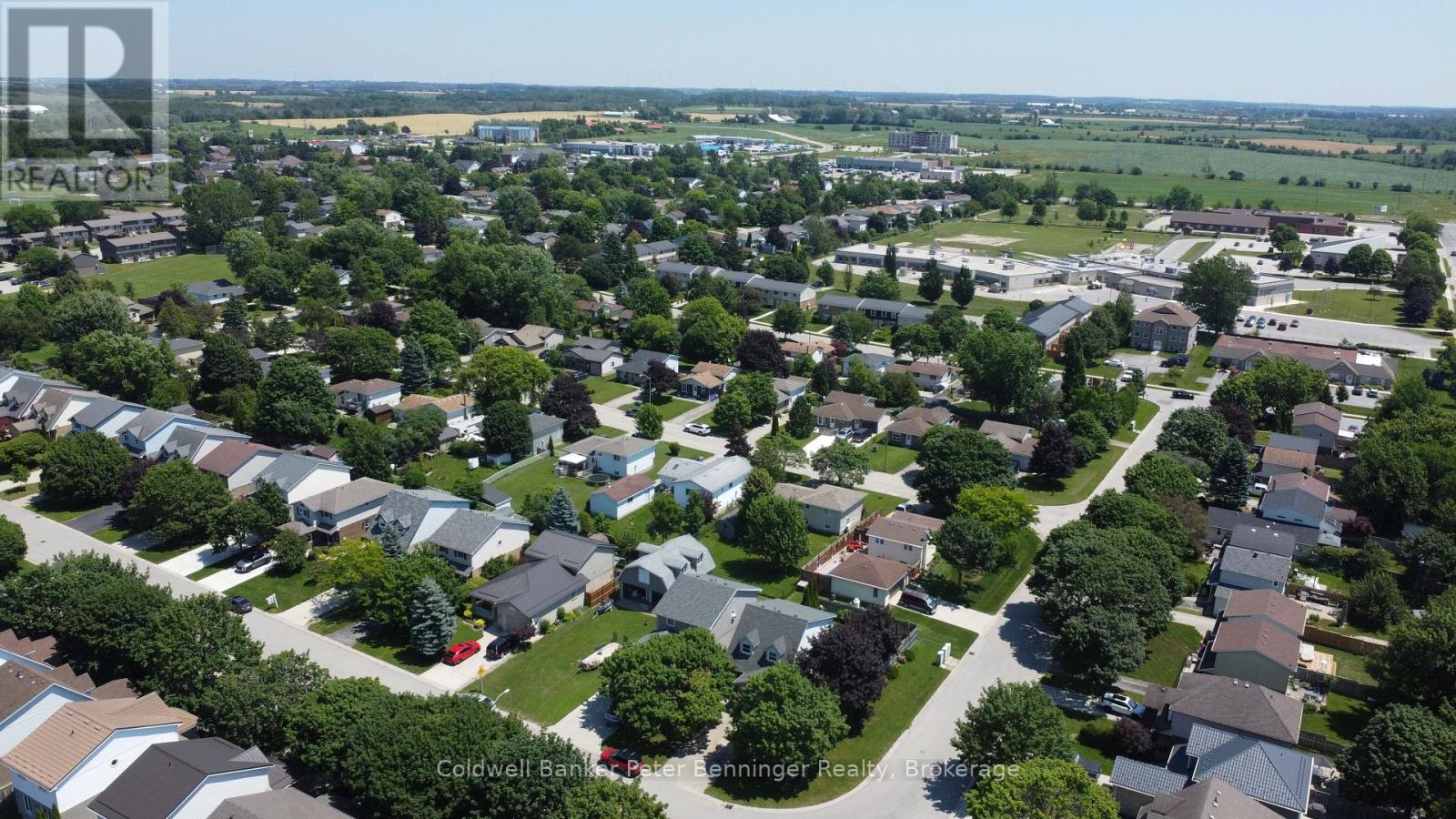 737 MACKENDRICK DRIVE - 45