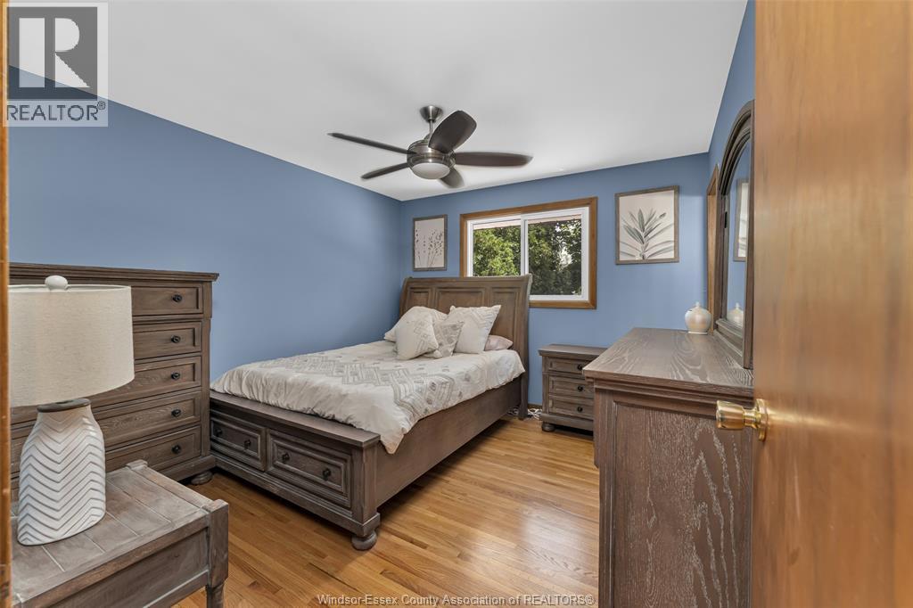 1865 Todd LANE - 23