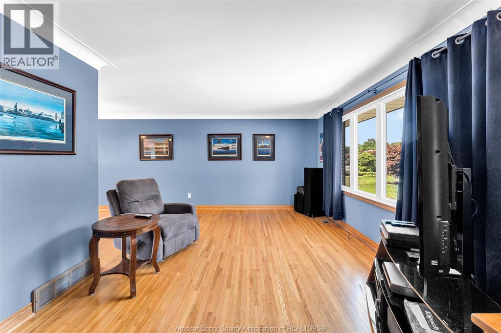 1865 Todd LANE - 13