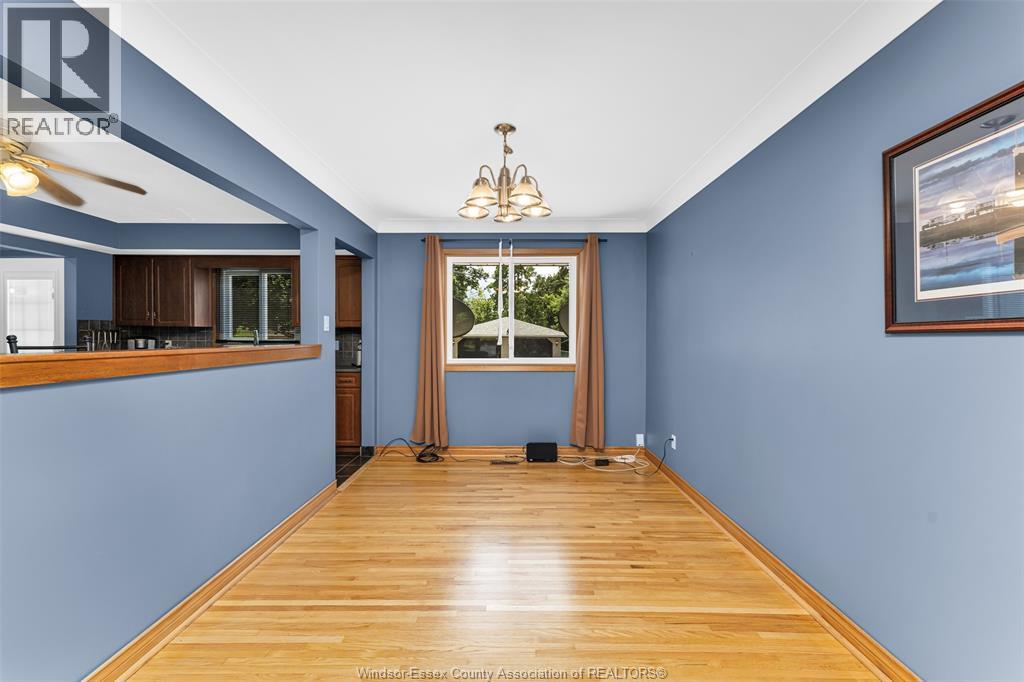 1865 Todd LANE - 17