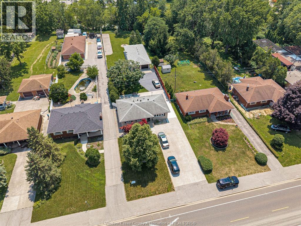 1865 Todd LANE - 42