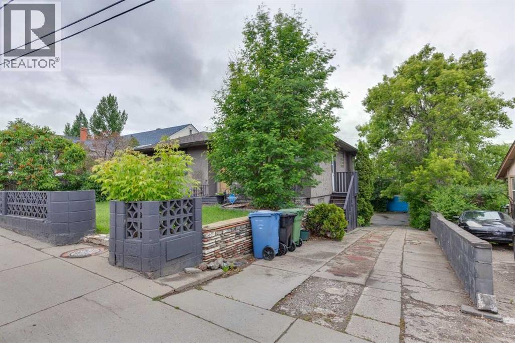 2128 17 Avenue SW - 28