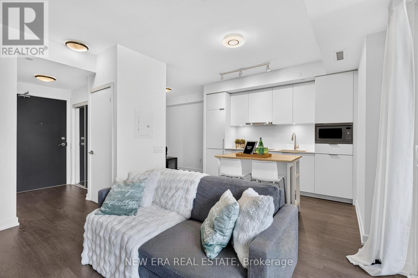 #N433 7 GOLDEN LION HEIGHTS - Image 11