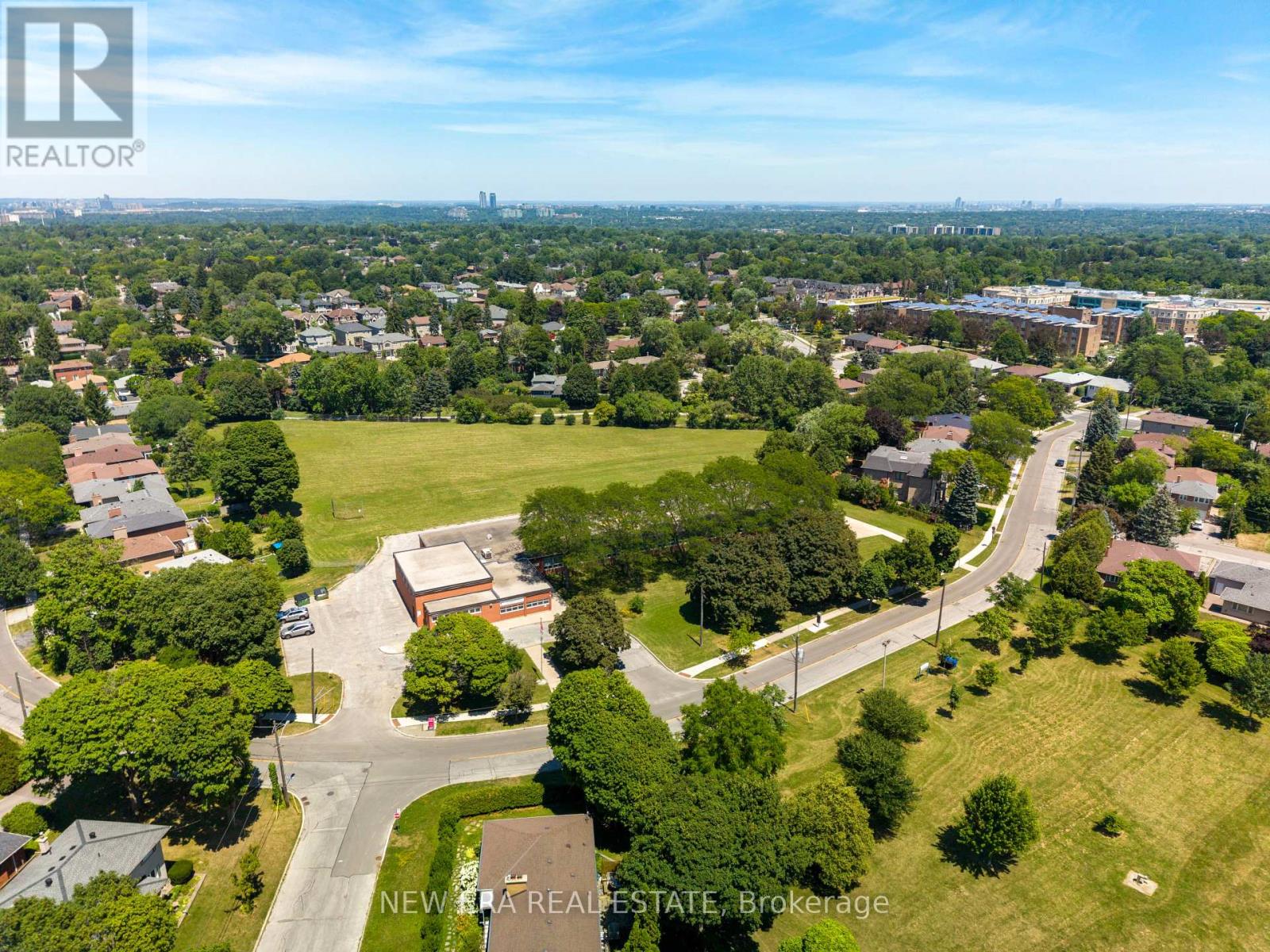 #N433 7 GOLDEN LION HEIGHTS - Image 29