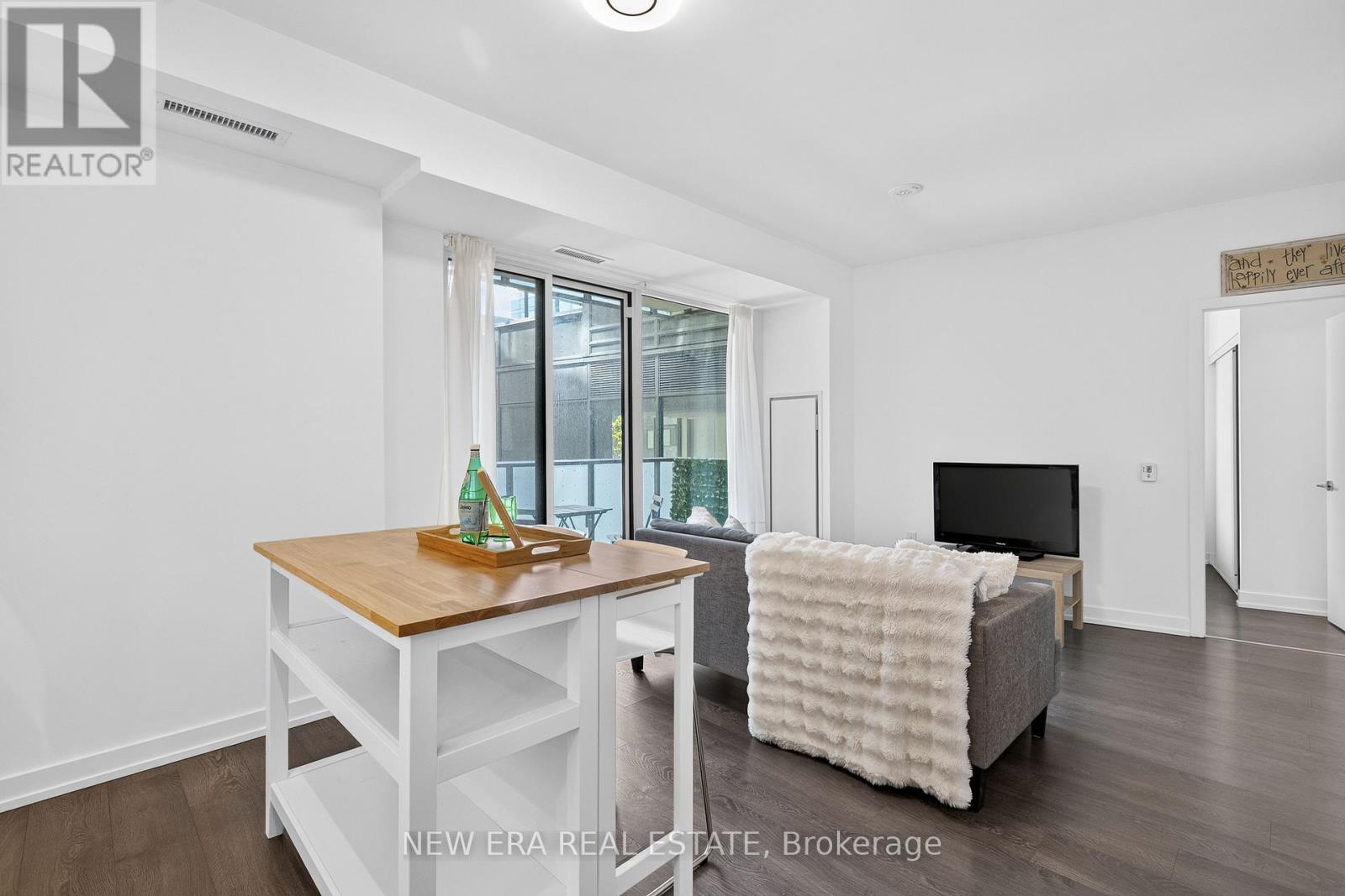 #N433 7 GOLDEN LION HEIGHTS - Image 8