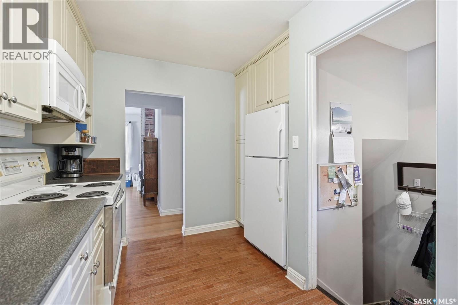 1921 Sommerfeld AVENUE - 13