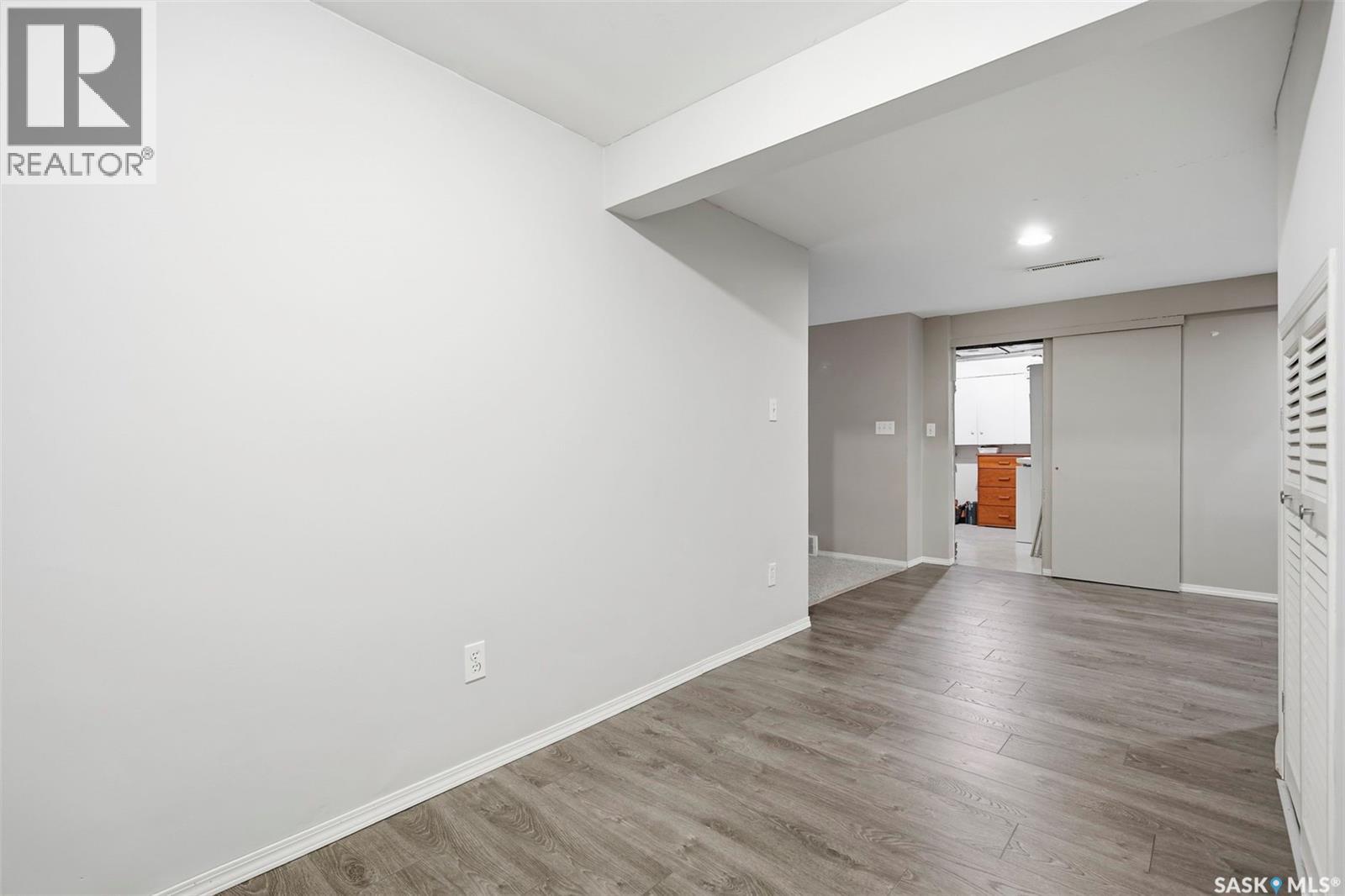 1921 Sommerfeld AVENUE - 26