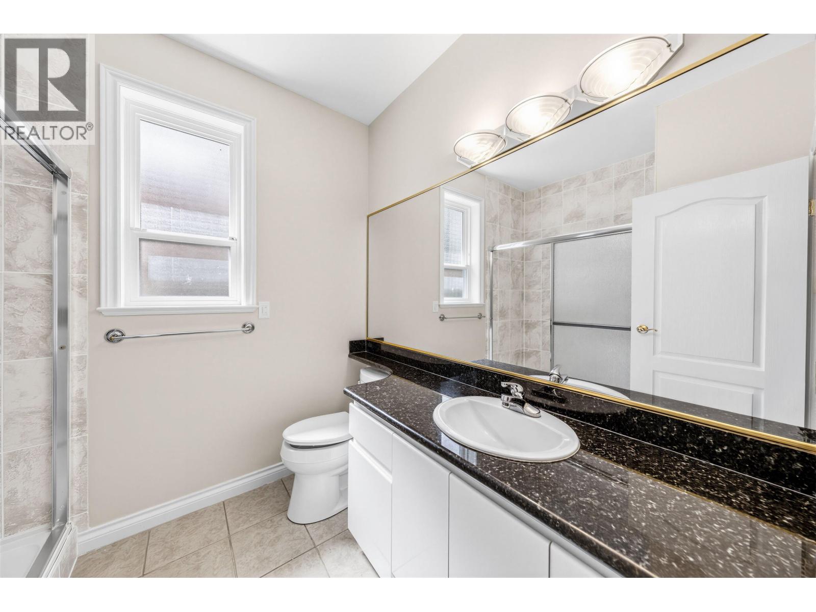 6 Bed, 6 Bath House for Sale in Richmond – 5160 FRANCIS ROAD, Richmond – MLS# R3146928 - Image 27