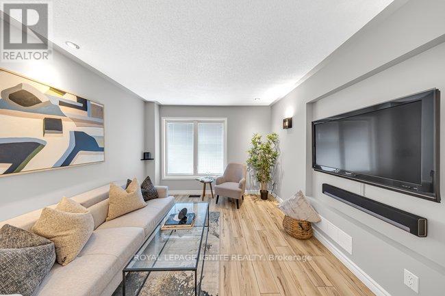 1003 MAURY CRESCENT - 18