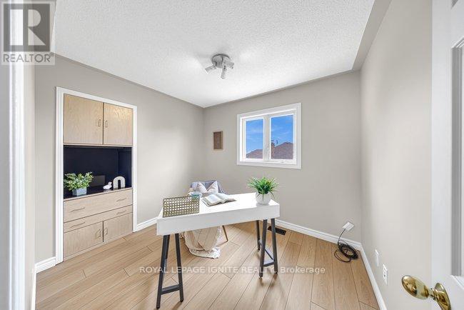 1003 MAURY CRESCENT - 21