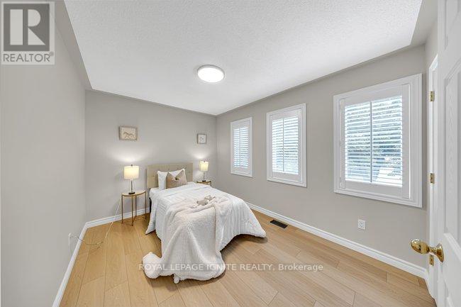 1003 MAURY CRESCENT - 25
