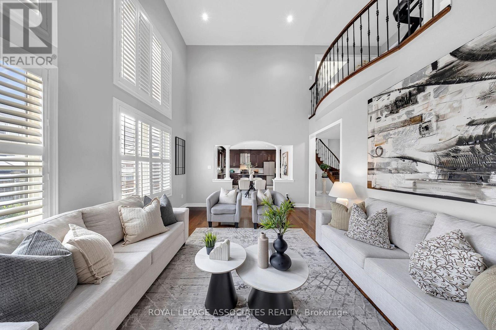 5 MEAD TERRACE - Image 12