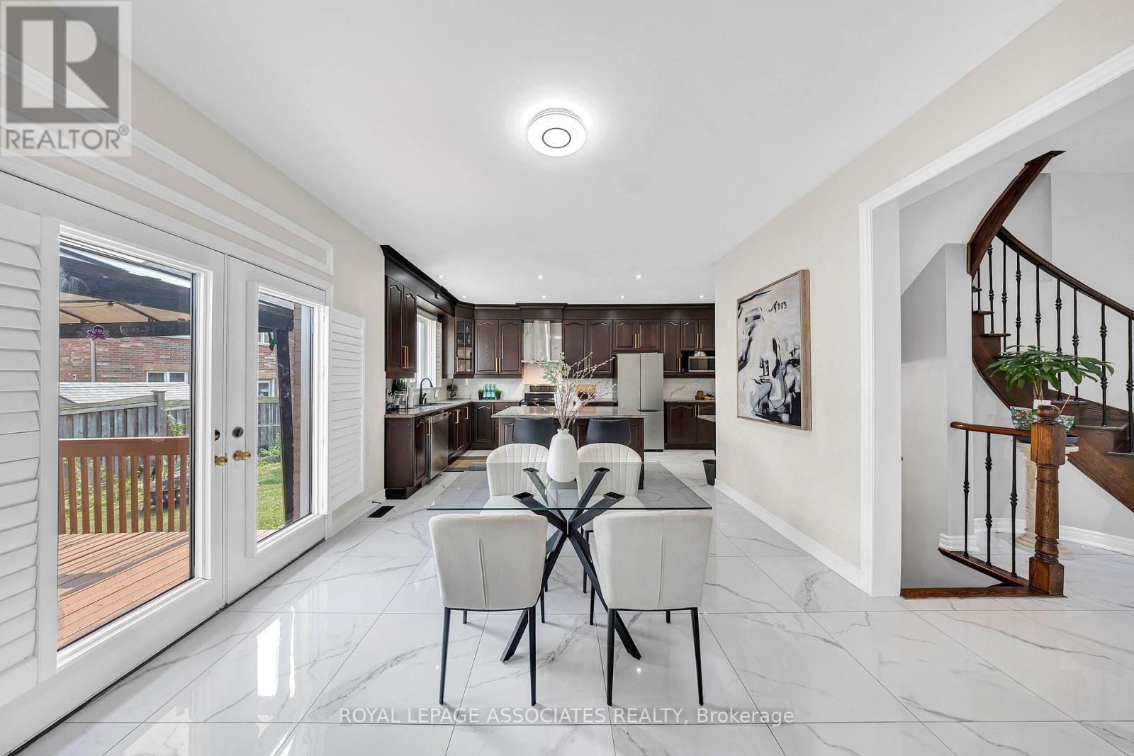 5 MEAD TERRACE - Image 13