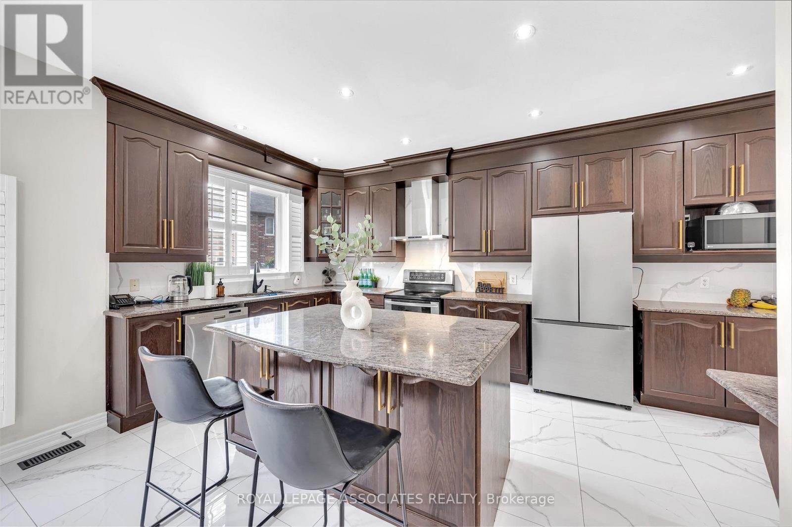 5 MEAD TERRACE - Image 15