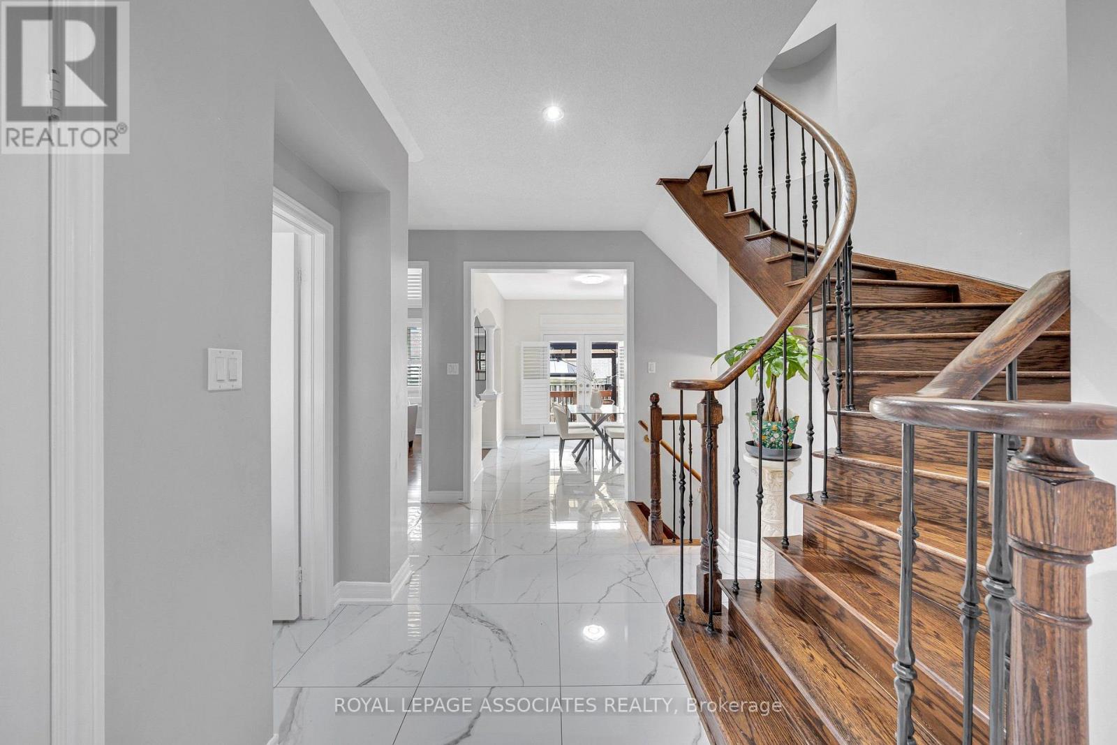 5 MEAD TERRACE - Image 9